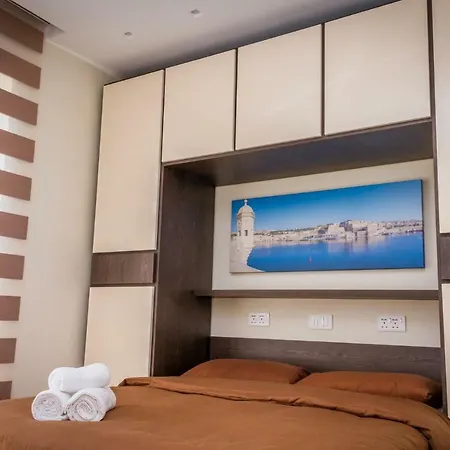 Infinity Horizon Duplex By Aura Xghajra