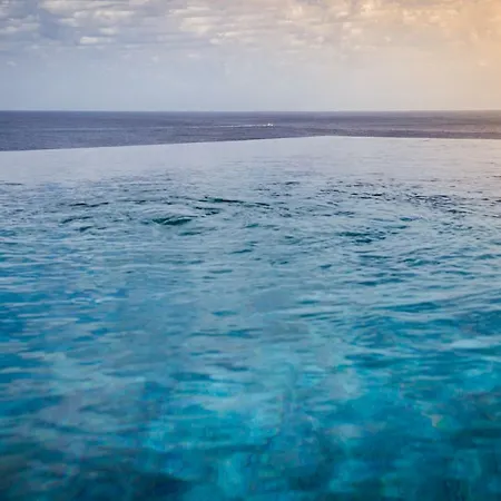 アパート Infinity Horizon Duplex By Aura *