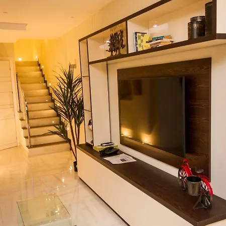 Infinity Horizon Duplex By Aura Apartament *