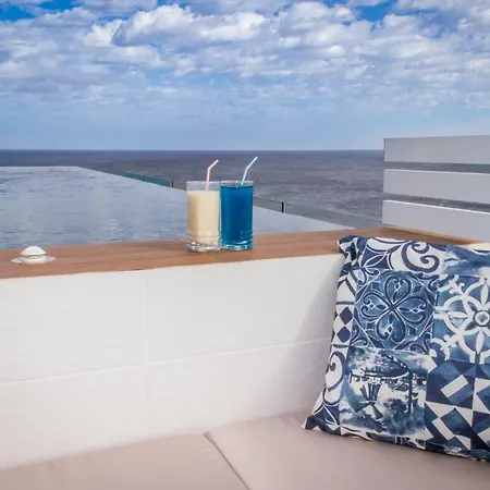 Infinity Horizon Duplex By Aura Apartament *